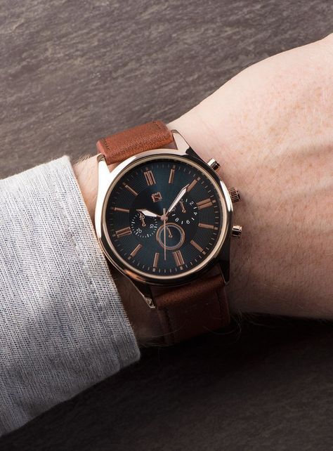 Minimalist Analog Watches